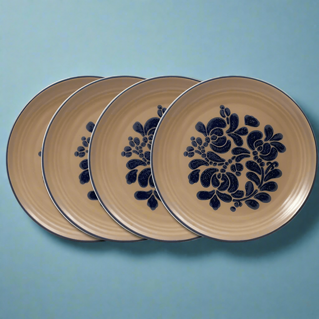 Folk Art? Set of 4 Dinner Plates